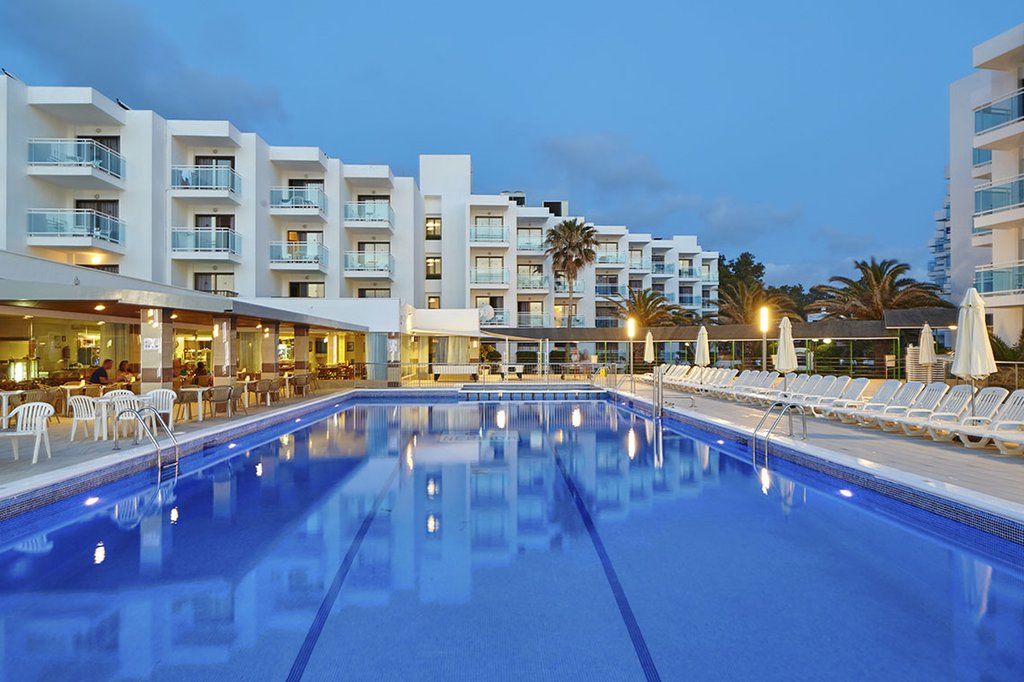 Aparthotel Nereida San Antonio  Exterior foto